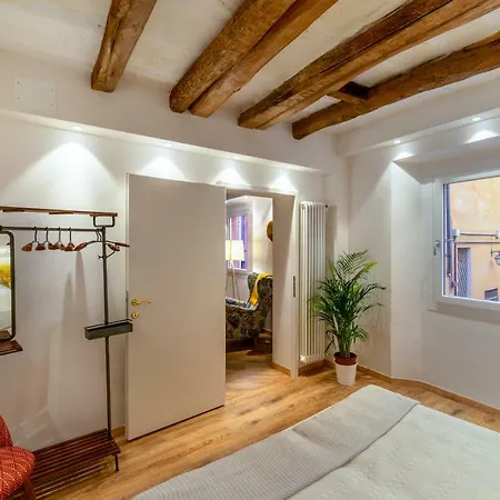 Clavature Luxuryapartment ボローニャ