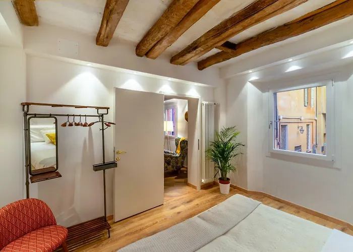 Clavature Luxuryapartment ボローニャ